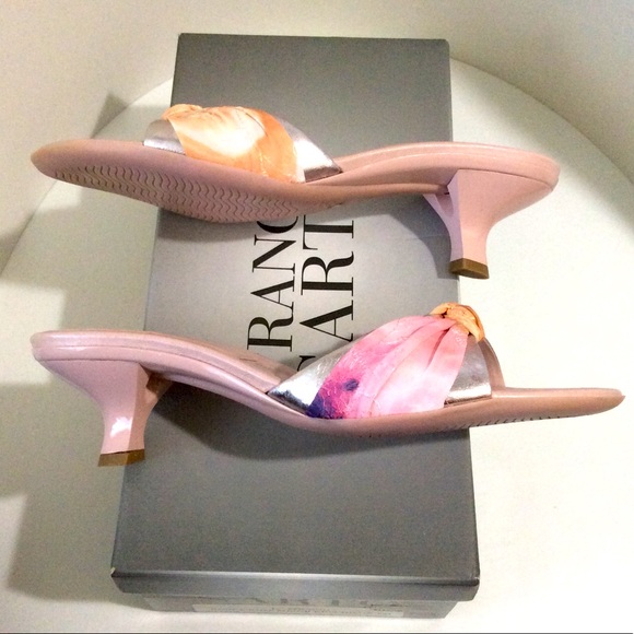 💖NIB Franco Sarto kitten heel sandals💖 - Picture 3 of 8